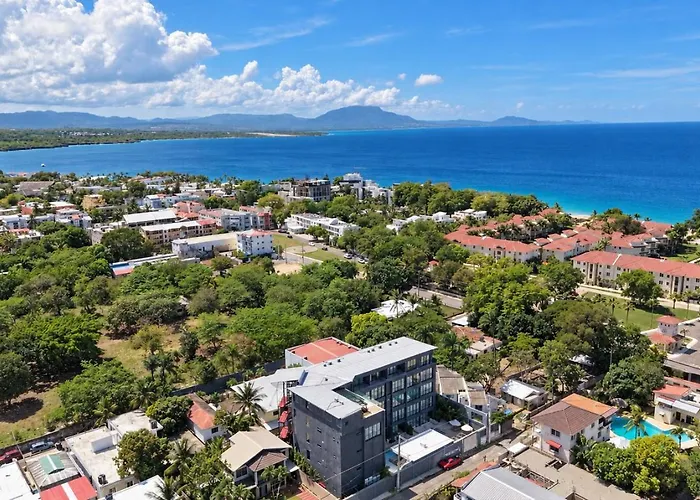 Rizz Suites By Instyle Near Sosua Beach With Pool & 24H Gym